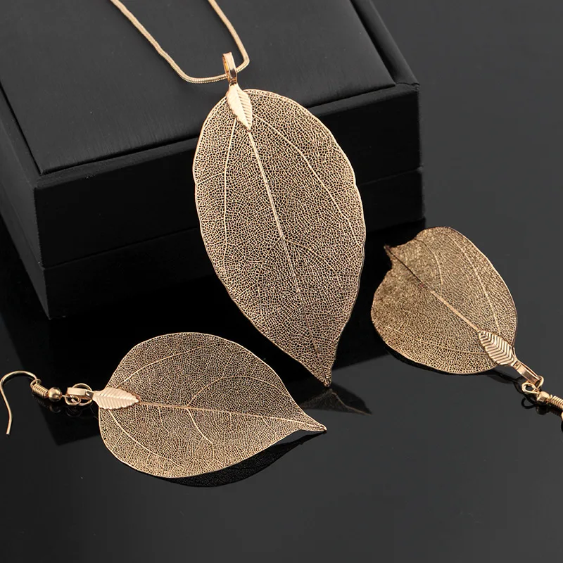 

Classical Natural Leaves Necklaces Earrings Natural Drop Texture Handmade Pendant Electroplating Leaf Jewelry Set
