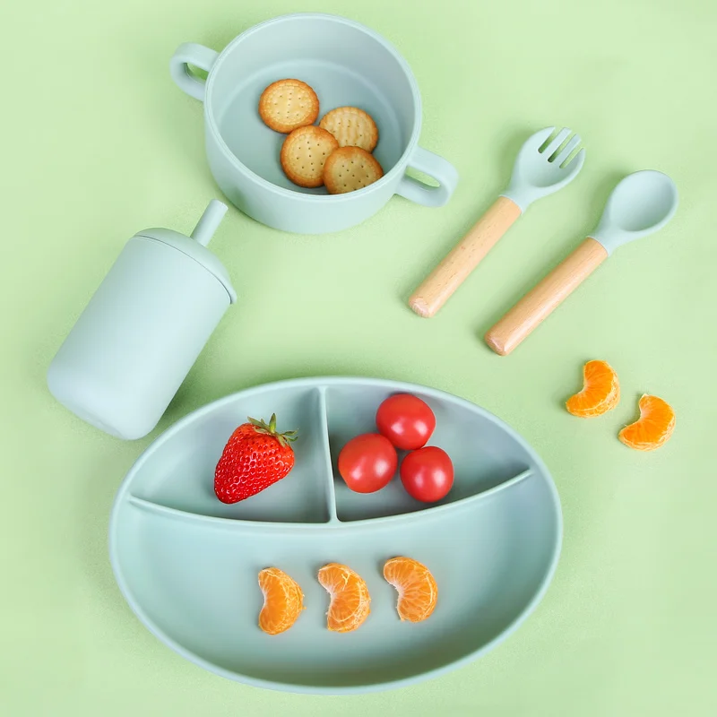 

New Products BPA Free Kids Silicone Bowl Spoon Set Baby Feeding Gife Bamboo Silicone Dishes Dinner Plate With Suction Cup