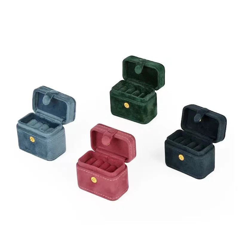 

New Fashion Square Shape Gift Packaging Velvet Earrings Rings Pendants Jewelry Box