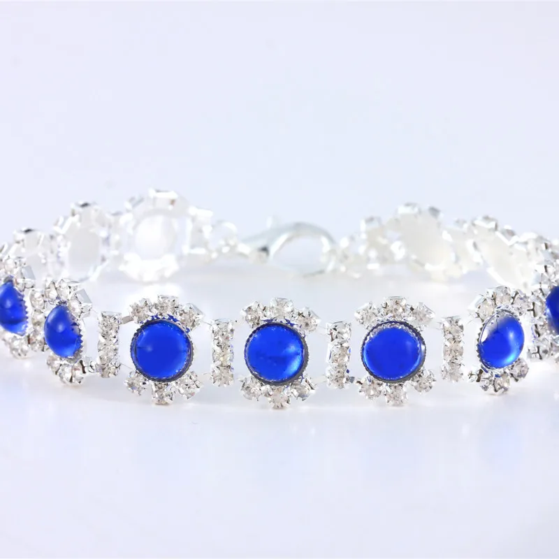 

Colorful Bling Rhinestone Necklace Dog Collar Alloy Diamond Puppy Pet Collars Leashes For Little Dogs Dog Accessories, Many