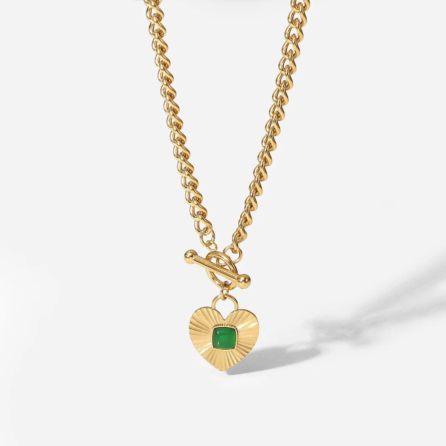 

INS Cuban Green Zircon Inlaid 14k Stainless Steel Gold Plated Agate Necklace Jewelry Heart Pendant Necklace