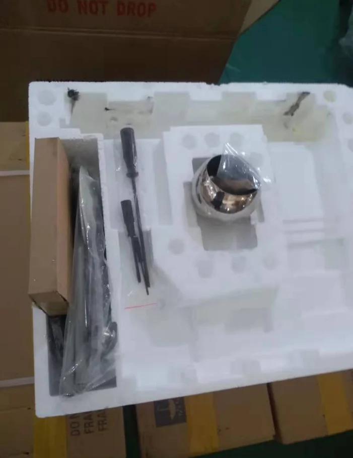 
GOLDEN CHOICE GC810 Single needle post bed wig lockstitch sewing machine 