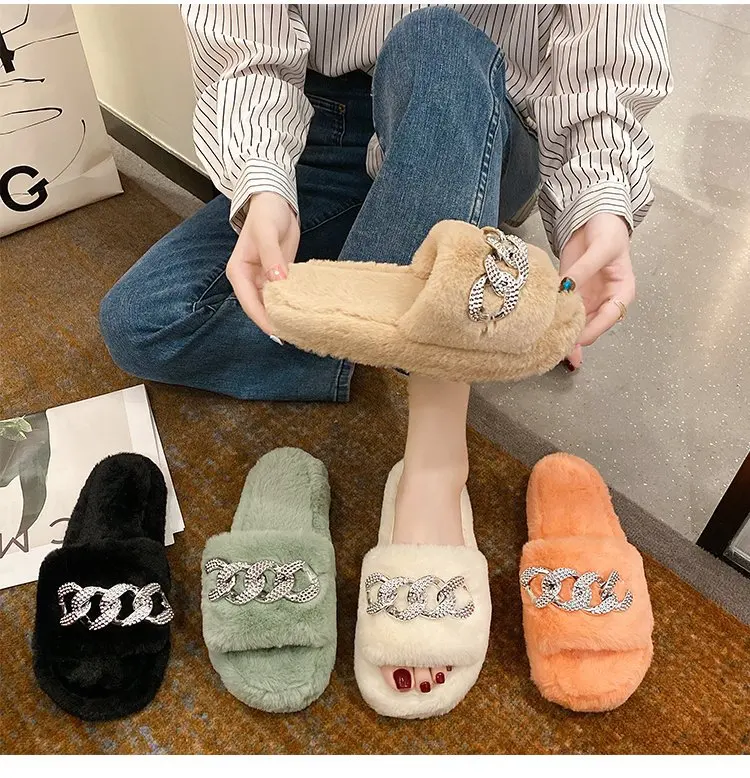 

2021 women in stock drop shipping new fashion comfortable fur slippers female sandals with rhinestone chain