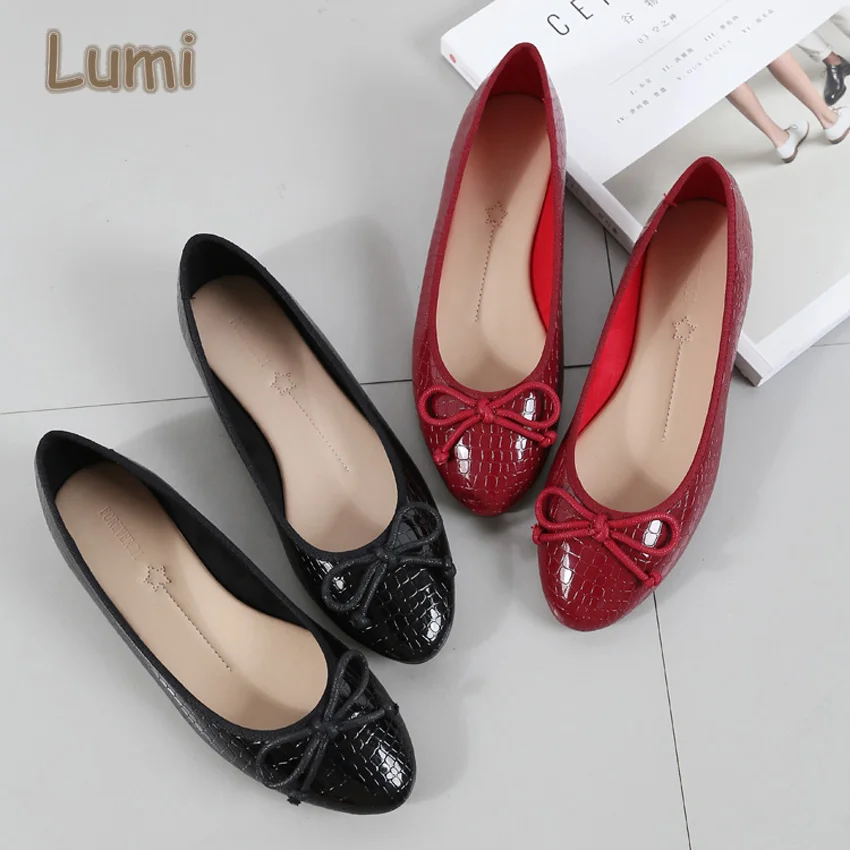 

2020 customized fashion patent PU ballerinas shoes with bow flat shoes for women
