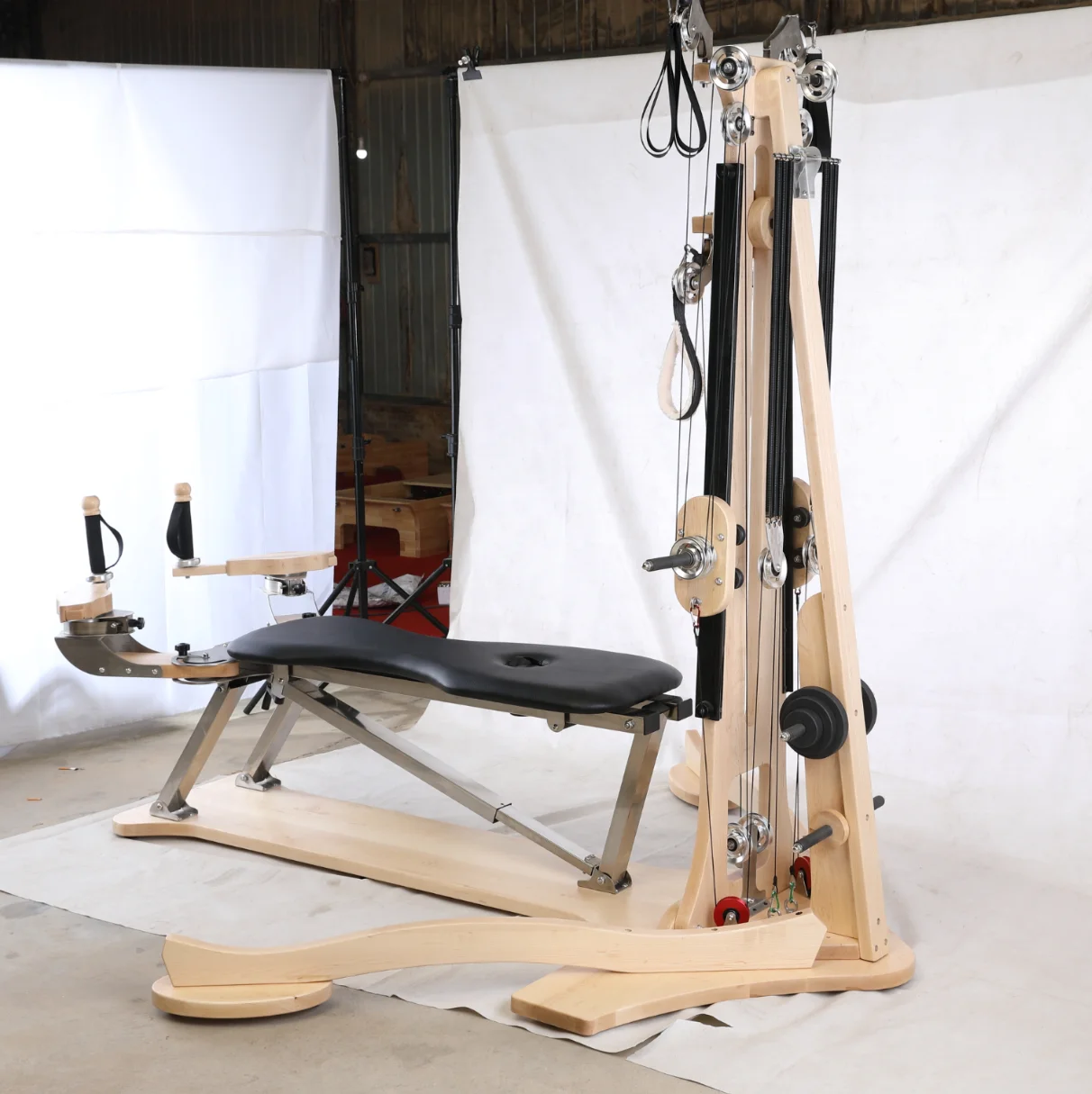 

2022 Maple Pilates Reformers With Half Trapeze Tower Pilates Gyrotonic machine pulley tower for sale, Customized color avalabled