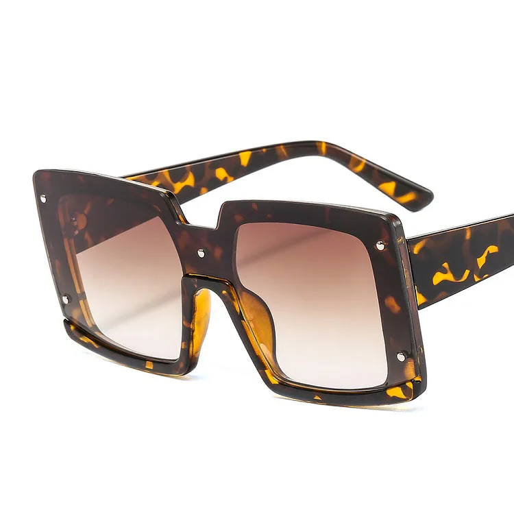 

Trendy Square Diamond Sport Sunglasses Visor Sunglasses 2021