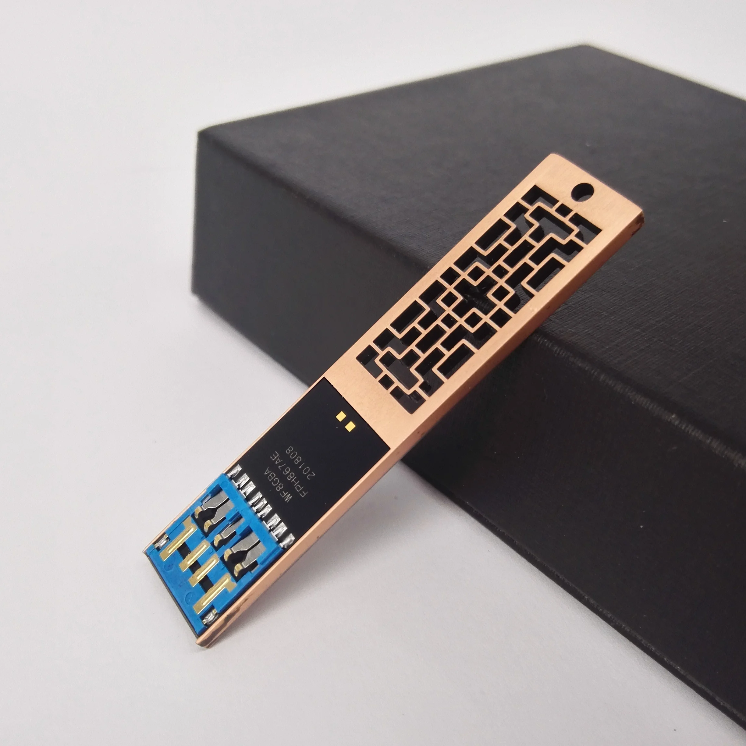 Window shape Water proof metal USB stick with hand ring 3.0 8GB 16GB copper USB - ANKUX.COM