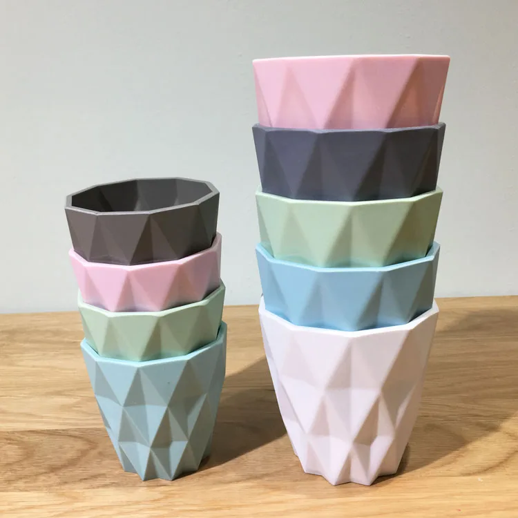 

Yicai Factory Wholesale Cheap Garden Round Plastic Flowerpots, Mini color
