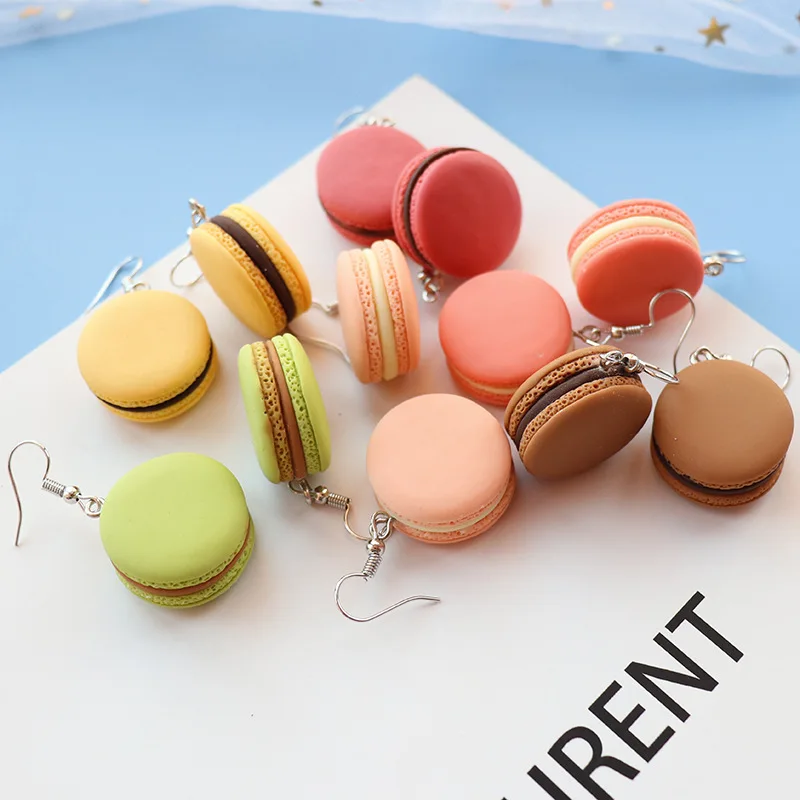 

OUYE Simulation Macaron Earrings Burger Multicolor Fashion Earrings Girl Three-dimensional Food Play Earrings, Golden/silver