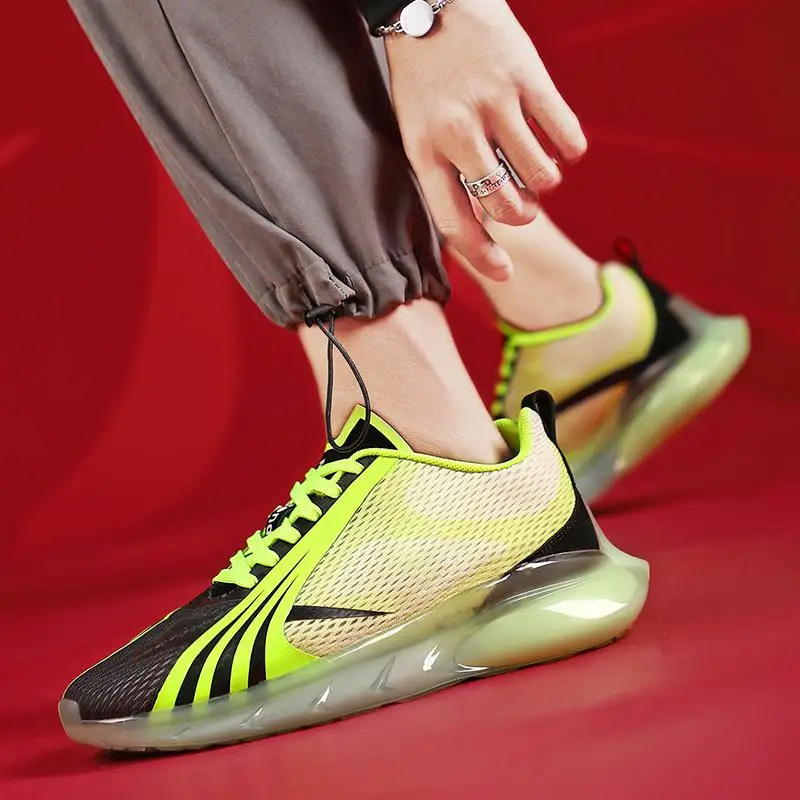 

2020 Autumn Custom New Design Flying Woven Running Shoes Men Sneakers Breathable Men Sport Shoes