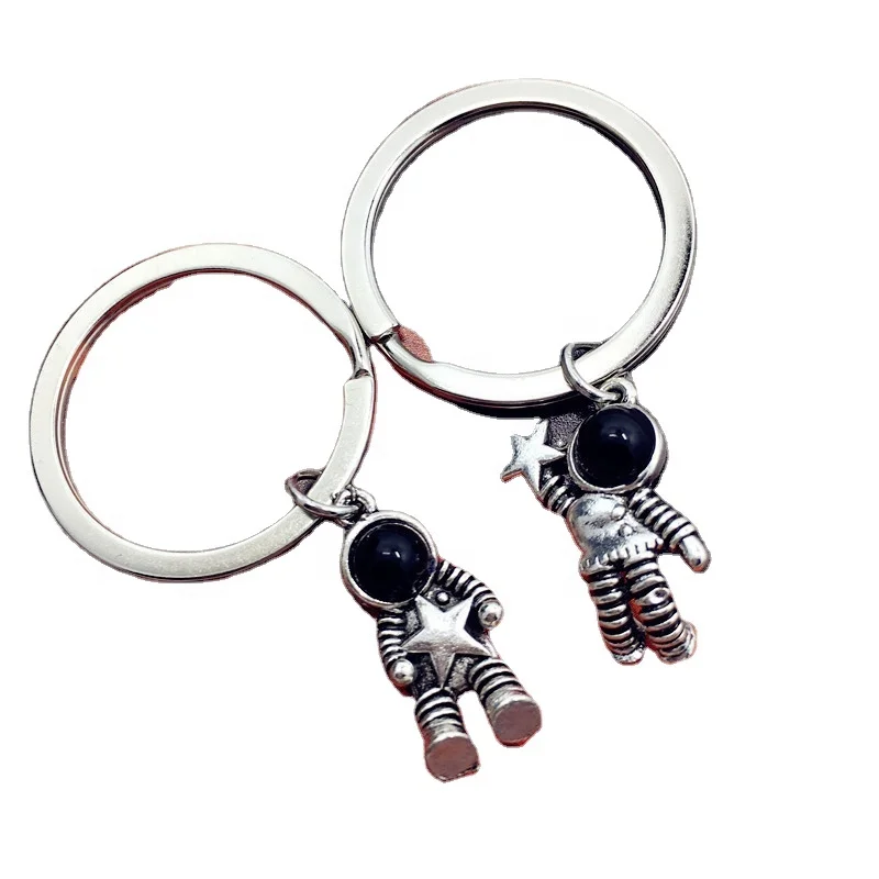 

Free shipping lovely astronaut holding stars key chain, Picture shows