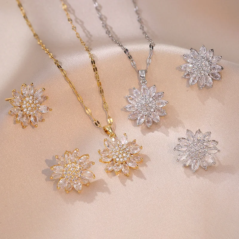 

Wholesale Lip Chain Jewelry Set Sunflower Necklace Earrings Stainless Steel Jewelry Set For Women