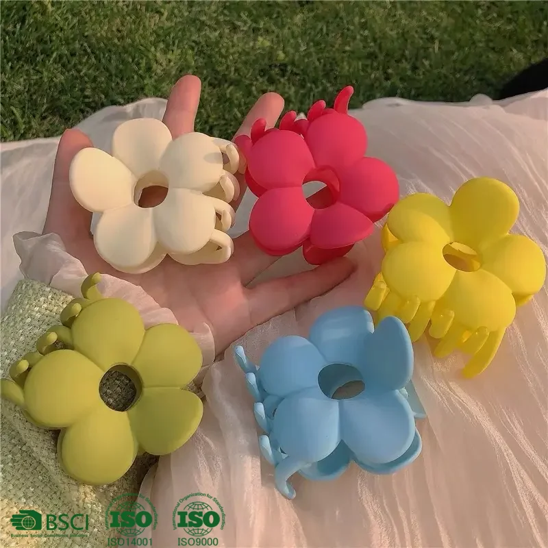 

wholesale matte flower hair claw clips 7cm candy color hair claw clips women daisy claw hair clips new arrival