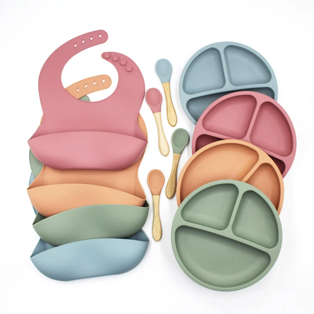 

Manufacturer Custom Eco-friendly Toddlers Silicone Suction Dish Baby Plate With Baby Bib Feeding Set