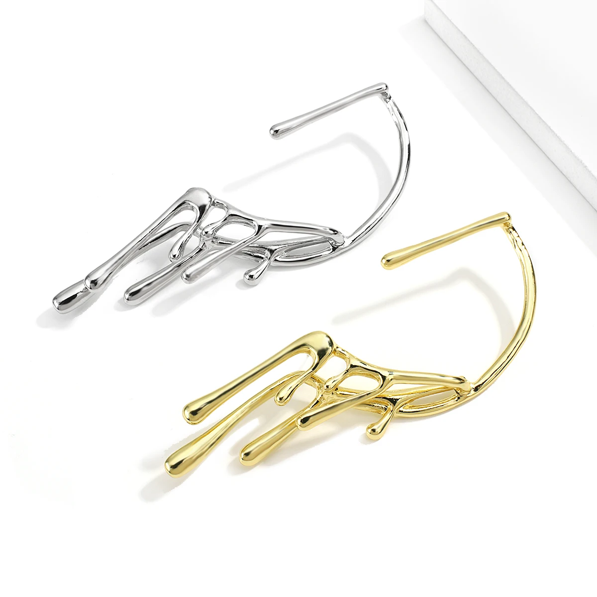

Geometric Irregular Single Zinc Alloy Clip-on Earrings For Women 2021 Fashion Jewelry Custom Bijoux Gifts