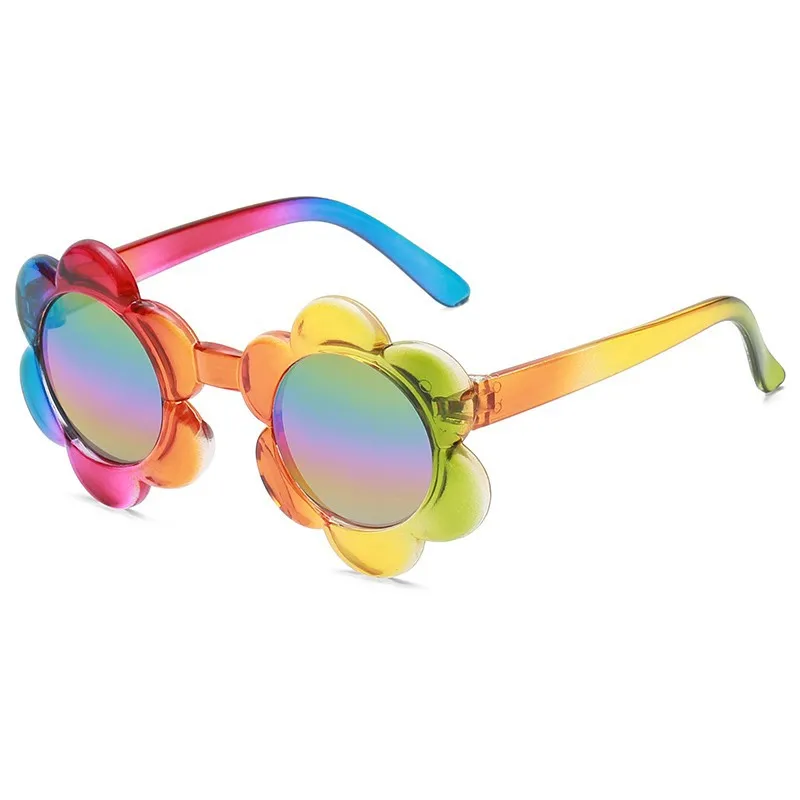 

DCOPTICAL 2021 Colorful New Fashion Kids Sunglasses Gradient Rainbow Flower Shaped Cute Promotion style Shades