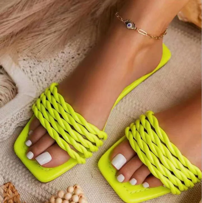 

2021 Stylish Latest beach Shoe Flat Female Slides Slipper Summer women's Sandals for Women And Ladies, Black,beige,pink