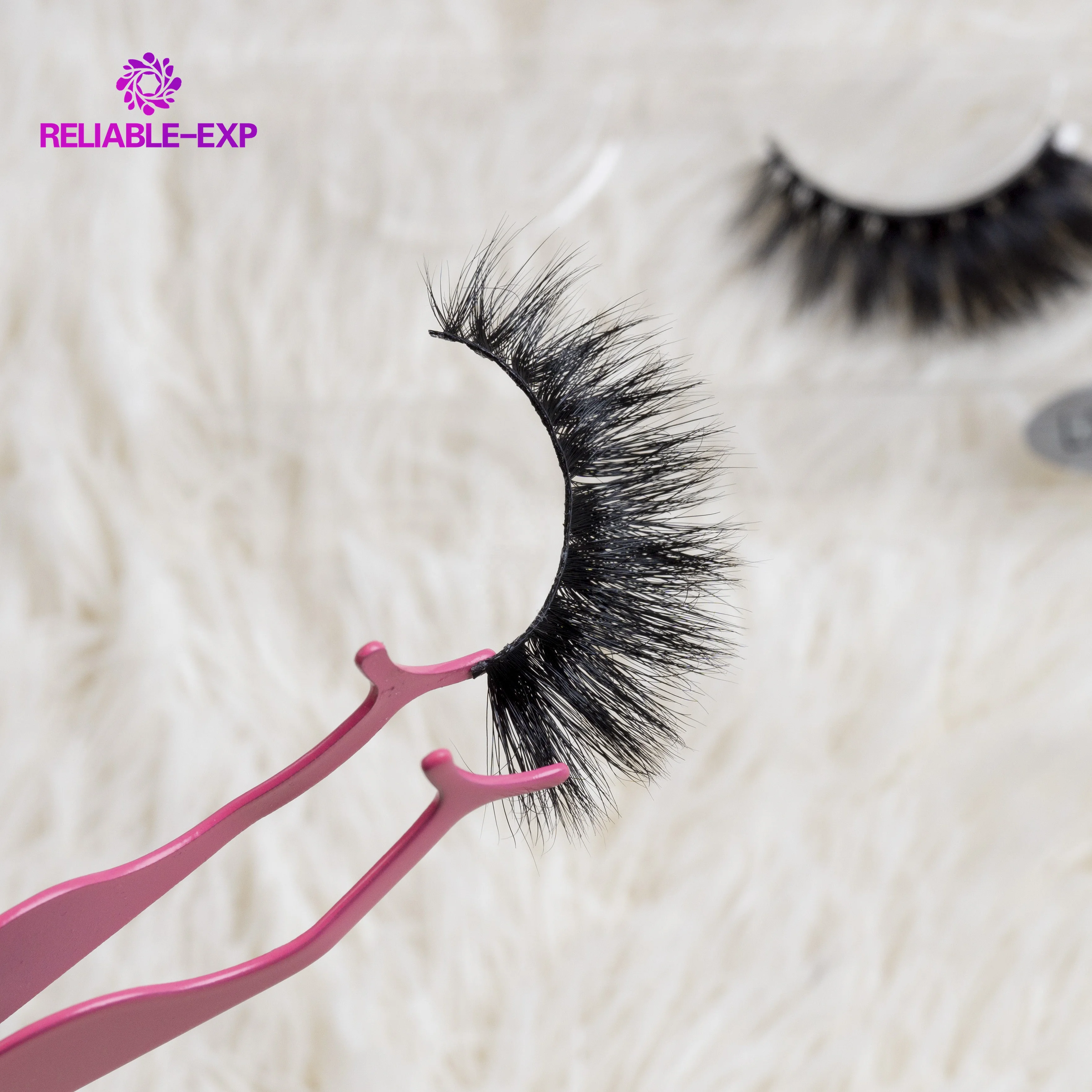 

LX-90 Best Sellers 18mm mink eyelashes high quality false eyelash with wholesale eyelash packaging