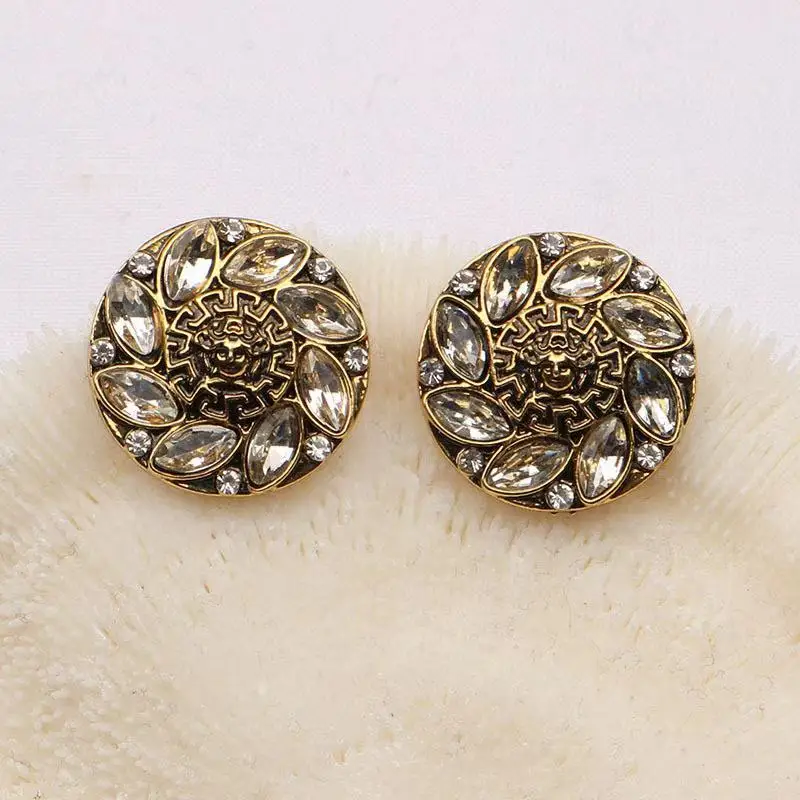 

2021 New 925 silver needle earrings Fashion Personality Wheat Earrings Personality Diamond Horse Earrings trend, Picture shows