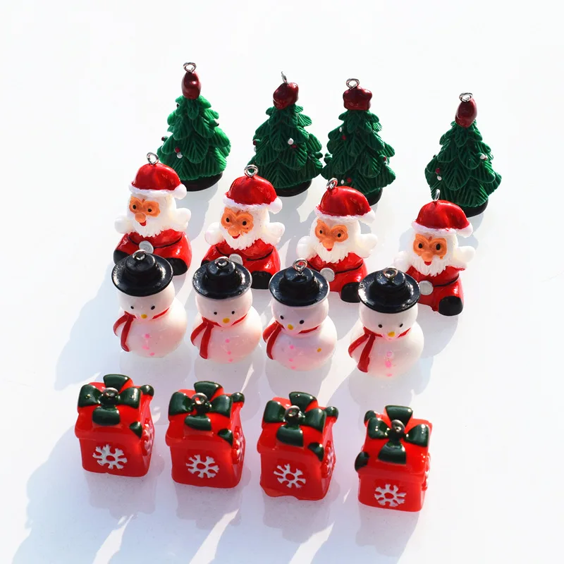 

Father Christmas Snowman Christmas Tree Gift Box Decorations 3D Key Chain Pendant Promotional Hard Plastic Resin Keychains