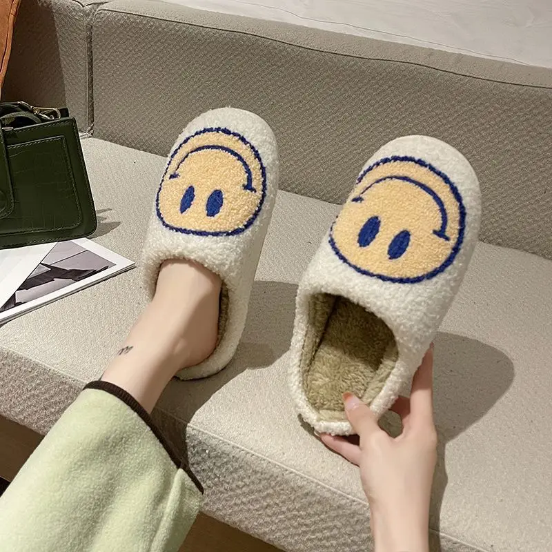 

Wholesale 1PCS Cute Smile Face Pattern Smiley Slipper Large Size Ladies Warm House Slippers Furry Faux For Women, As shown