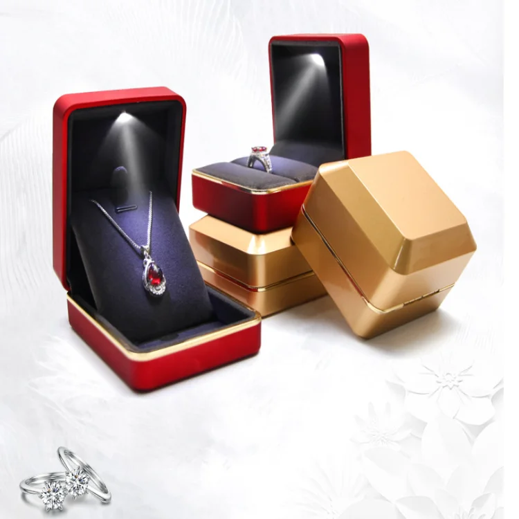 

New round corner gold edge LED light jewelry packaging box ring display box high-end gift box in stock