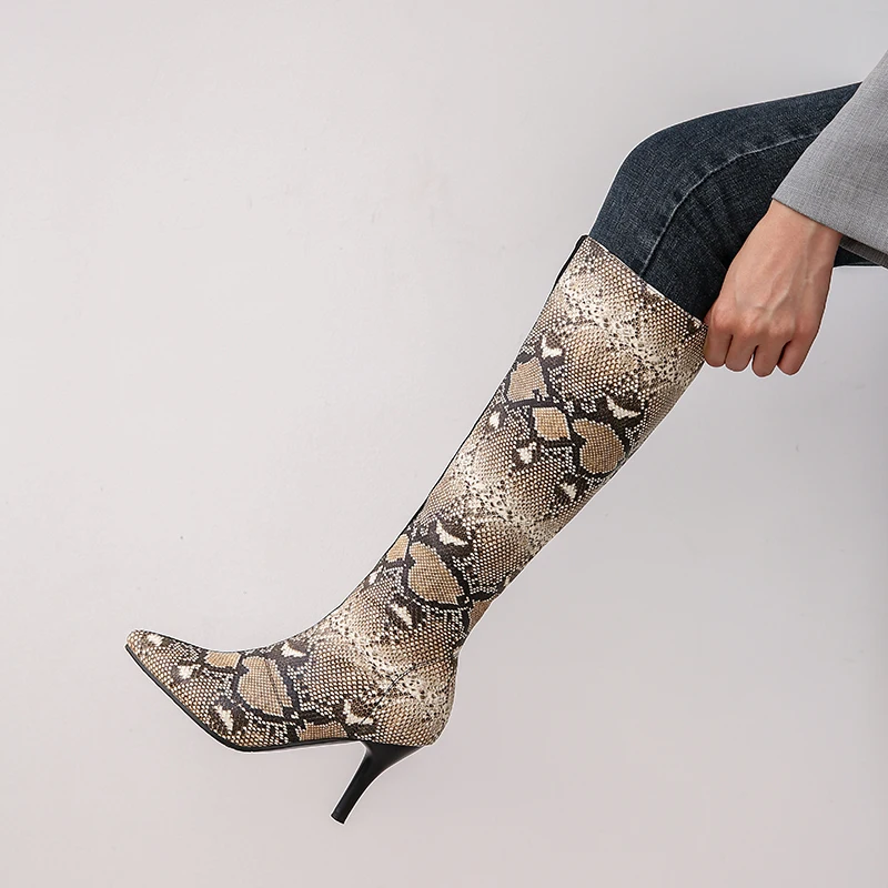 

Autumn and Winter Fashion Sharp-headed Snake Pattern Stilettos Lady Knee Boots, Silver/gun