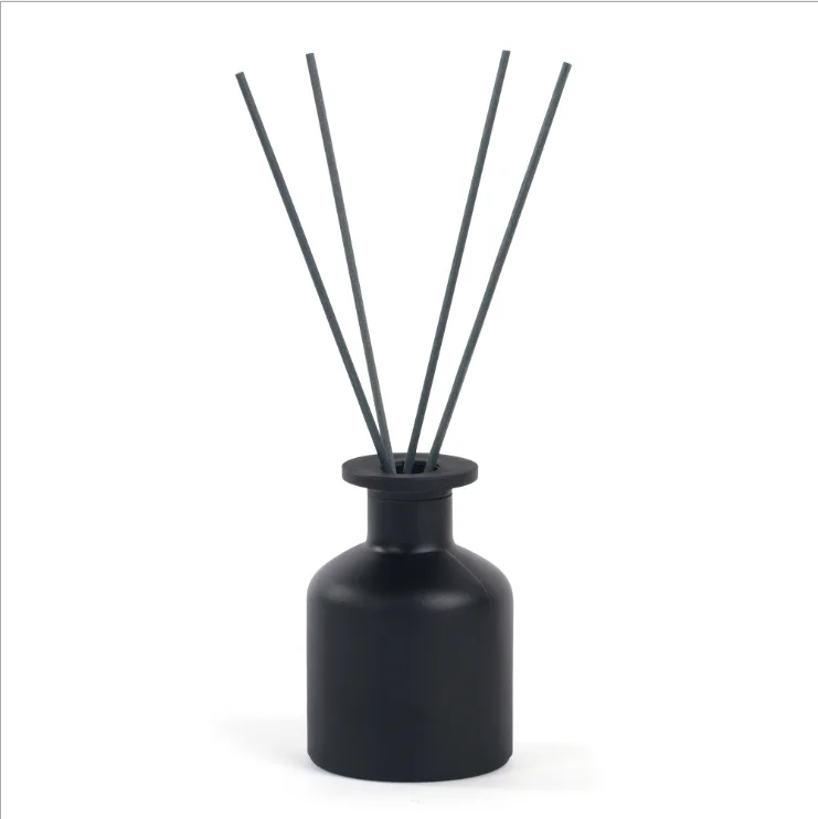 

150ml Luxury Round Empty Matte Black Reed Diffuser Glass Bottles Wholesale Car Perfume Glass Bottle