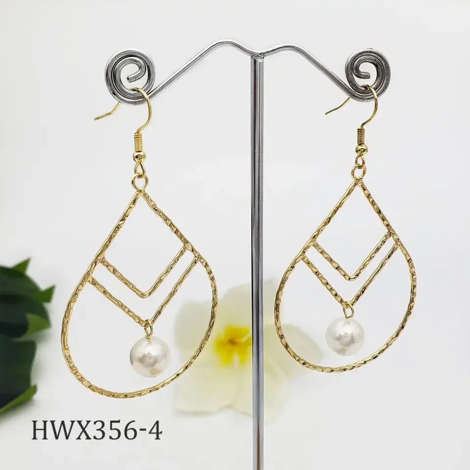 

Trendy hawaiian fashion jewelry earrings shell pearl water drop shaped 18k gold plated earrings for women gift wholesale