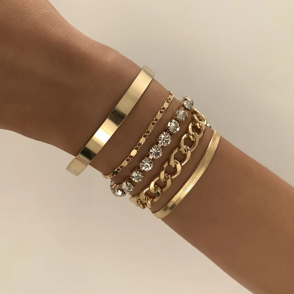 

DNB1330 Hot Sale Fashion Chains Bracelet Set Women Five Pieces Chain Bracelet Sets