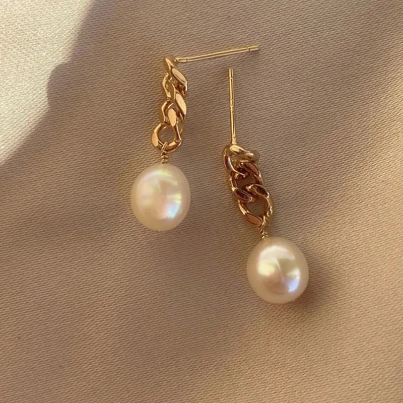 

Elegant Style Gold Plated Natural Baroque Pearl Earrings Super Sparkling Golden Link Chain Pearl Drop Earrings For Gift