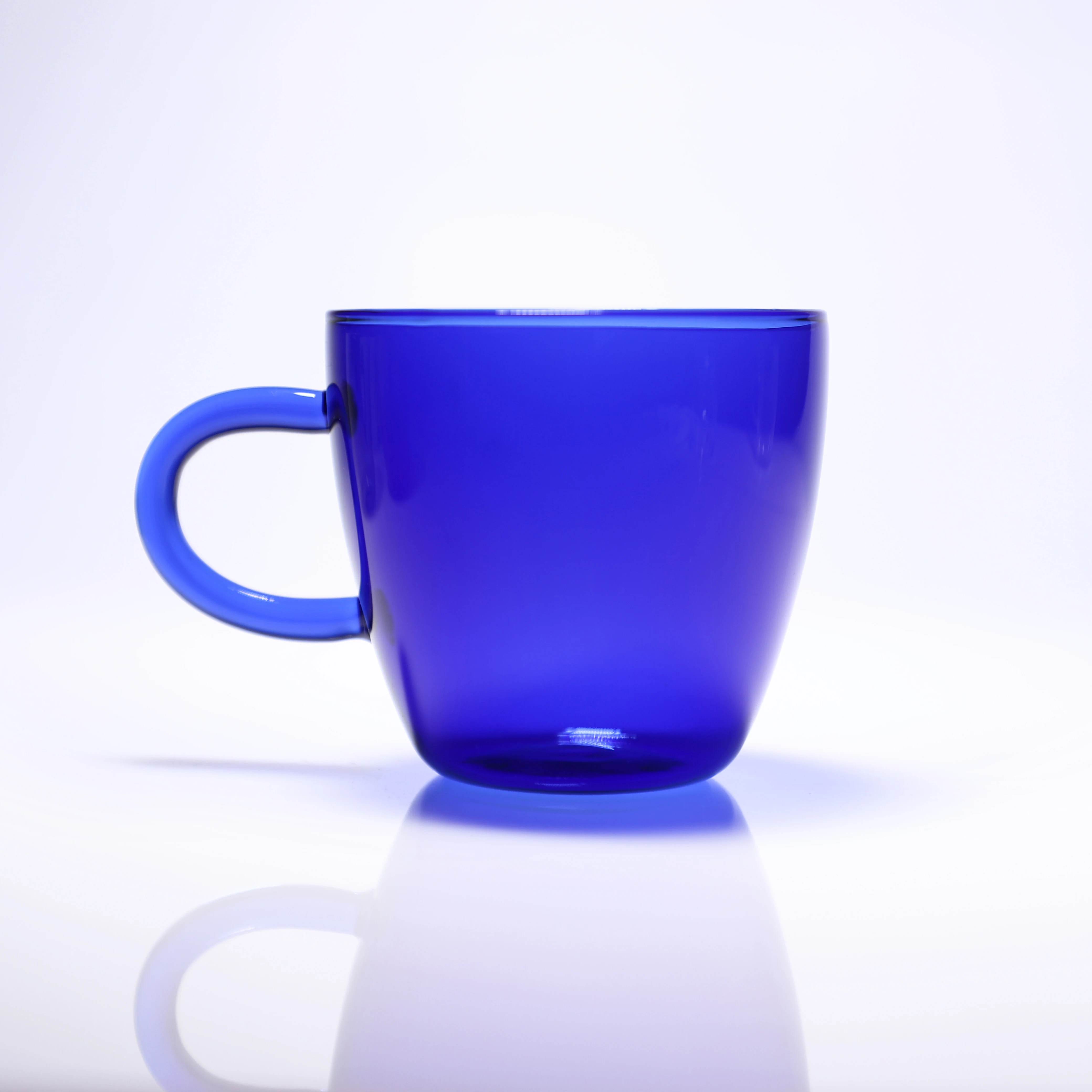 

Factory wholesale custom colored high borosilicate glass tea cup with handle