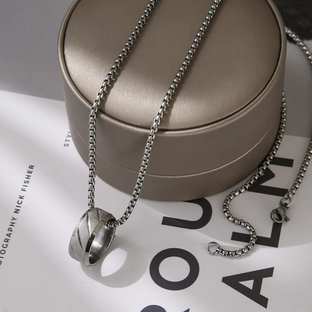 

SC Stainless Steel Jewelry Necklace Hip Hop Stainless Steel Necklace Matte Ring Pendant Necklace for Women Men