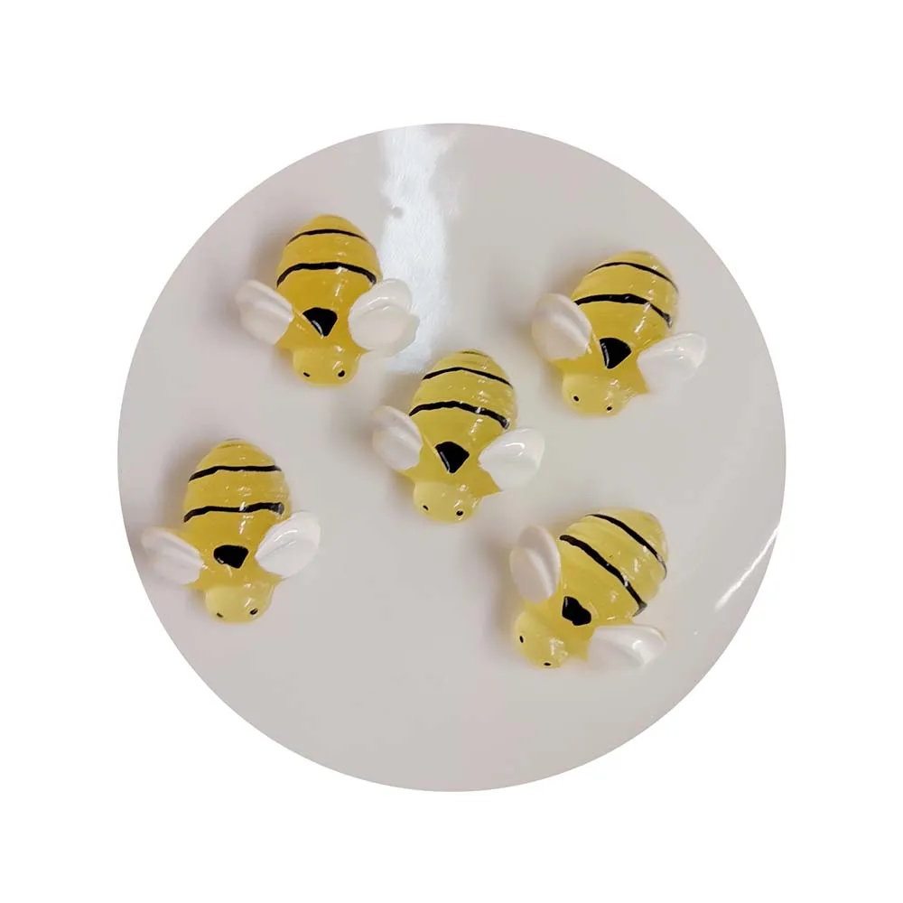 100Pcs Cute Mini Honeybee Resin Figurine Crafts Flatback Cabochon Ornament Jewelry Making Hairwear Accessories