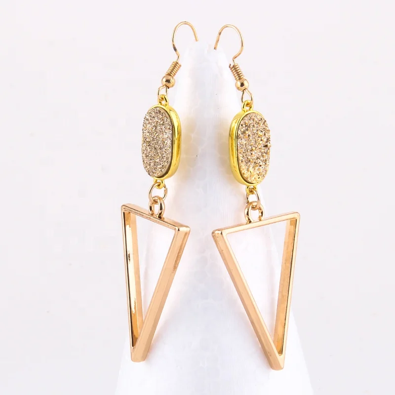 

Fashion Classic Trendy Women Metal Geometry Triangle Earring Alloy Arrow Earring, 6 color