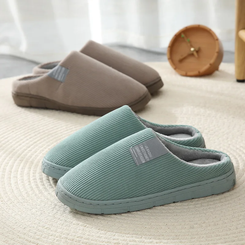 

Men's slippers Home Winter Indoor Warm Shoes Thick Bottom Plush Waterproof Leather House slippers man 2021 New Cotton shoes