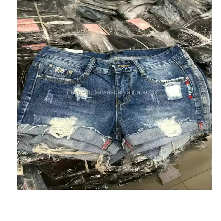 

1.58 Dollar DZL033 Size S-XL New Fresh short denim shorts for women with different styles