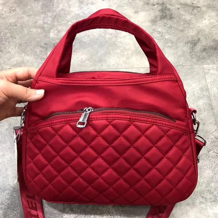 red purse online