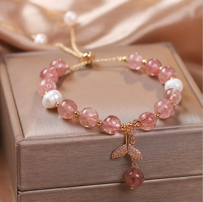 

Adjustable Strawberry Crystal Fish Tail Pearl Spacer Unique Friendship Bracelet For Girl