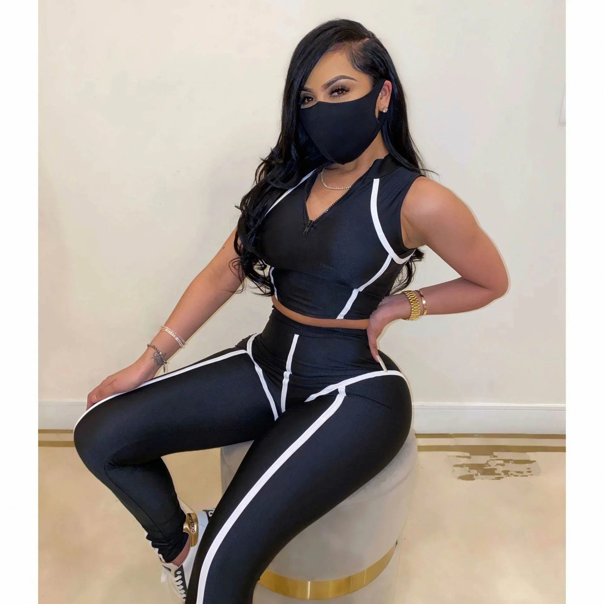 

VOOGUE Hot Selling Summer Women Sexy Tracksuit Crop Top And Pants 2 Piece Sets Activewear Sets For Women, Pictures