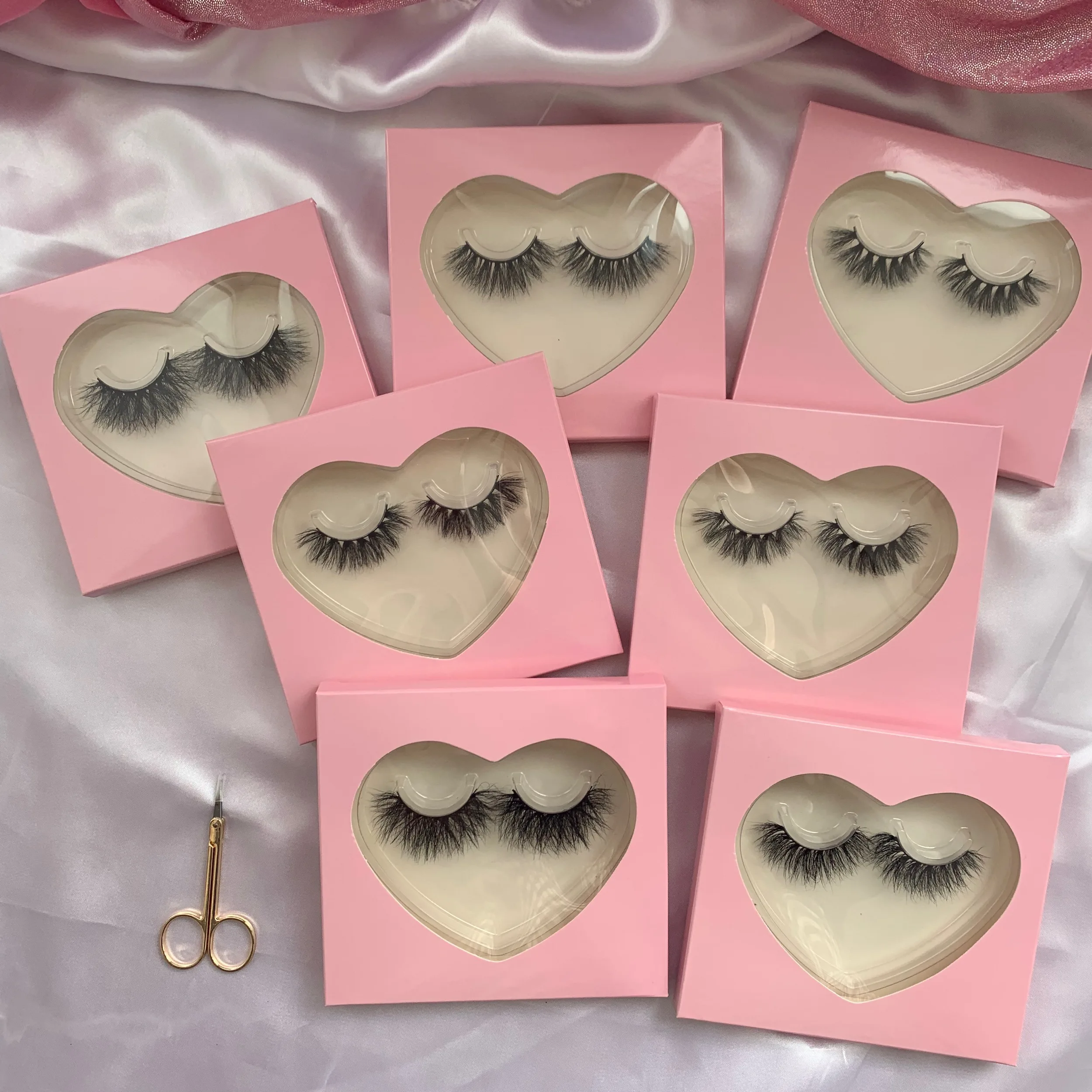 

HEART LASH BOXES 3D 25mm Mink Eyelashes Valentine lash boxes