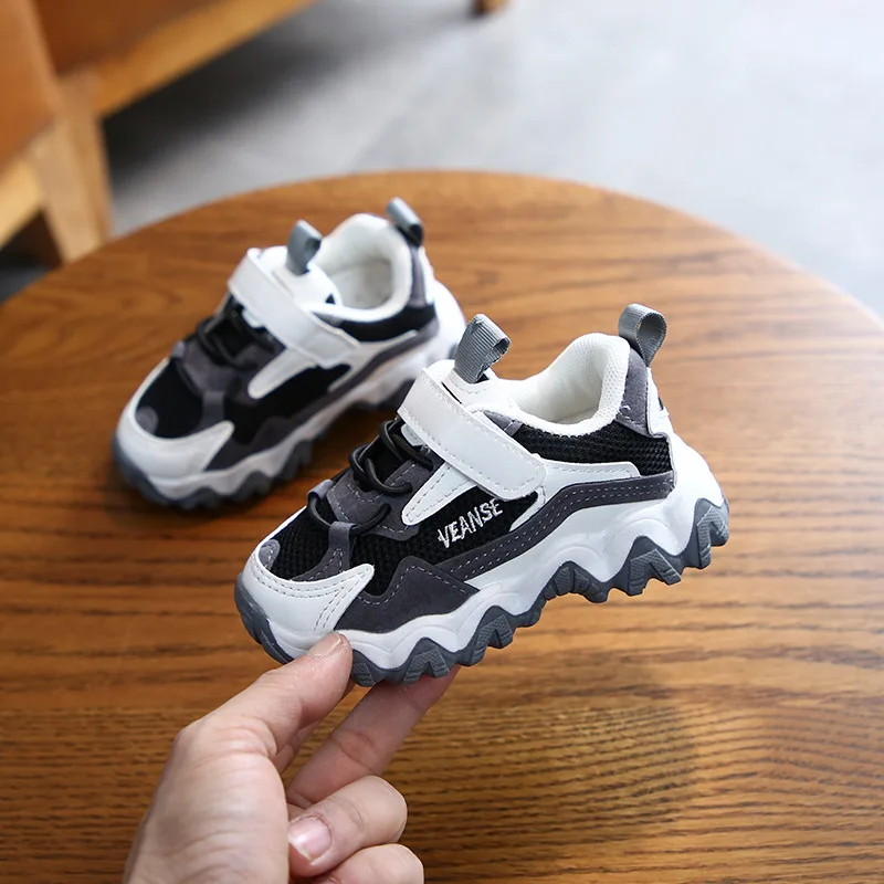 

Wholesale Hot sale Sport Shoes For Children Sneakers Fashion Breathable kid Casual walking sneakers Lightweight Breathable shoes