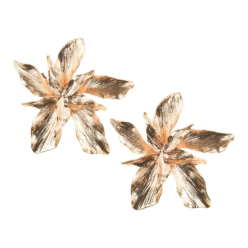 

Wholesale Autumn Maple Leaf Earrings Elegant Minimalist Earrings High Quality For Women And Girls, As the picture shows