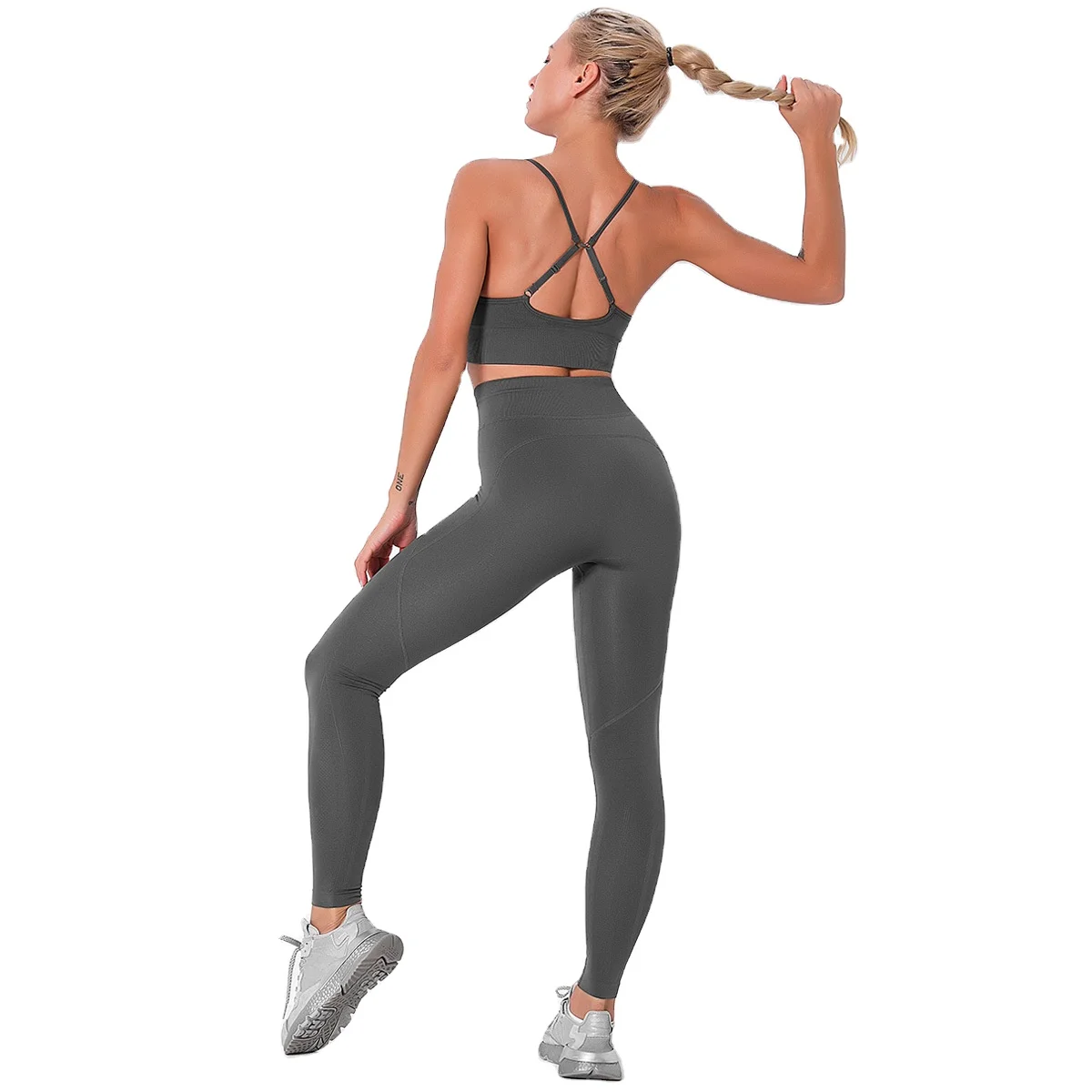 

New knitted seamless Yoga set sexy back and hip showing bra pants two piece set work out clothing fitness sport wear for women, Picture
