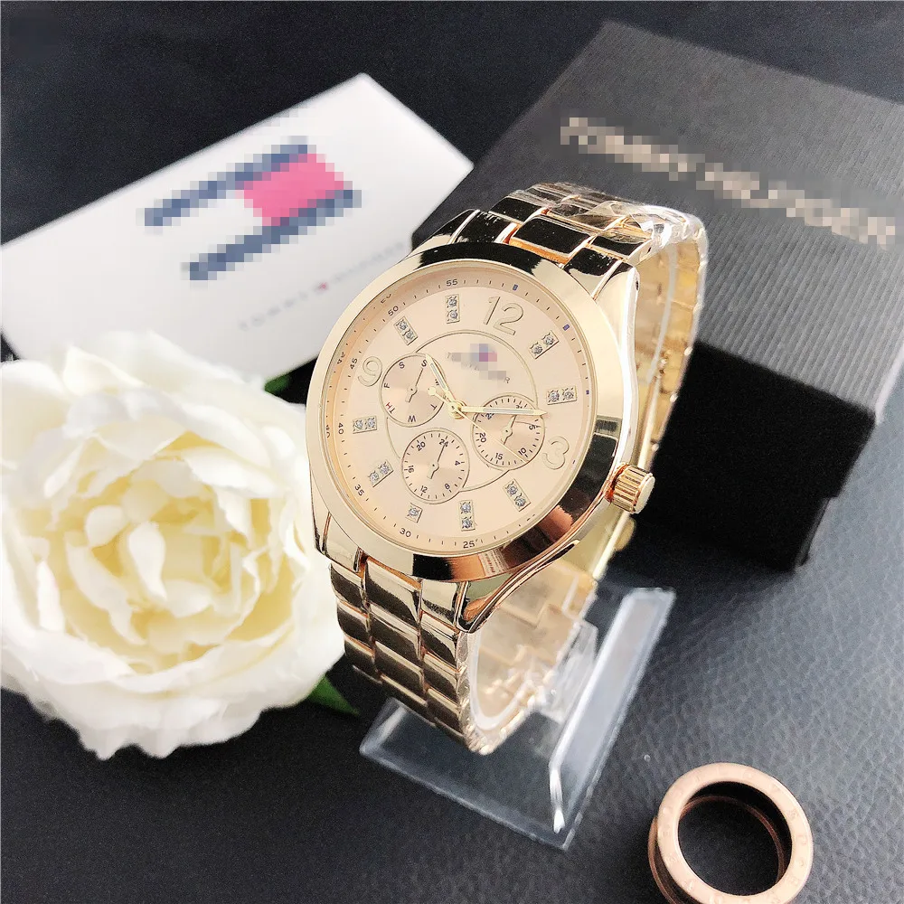 

High-end fashion ladies watch small dial with the same paragraph steel belt alloy quartz watch, Gold