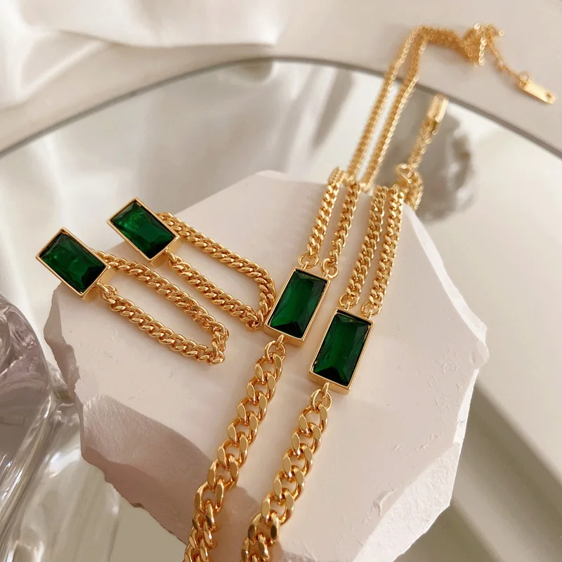 

Valentines Day 2022 18K Gold Plated Stainless Steel Jewelry Unique Geometric Emerald Pendant Earrings Necklace Jewelry Set