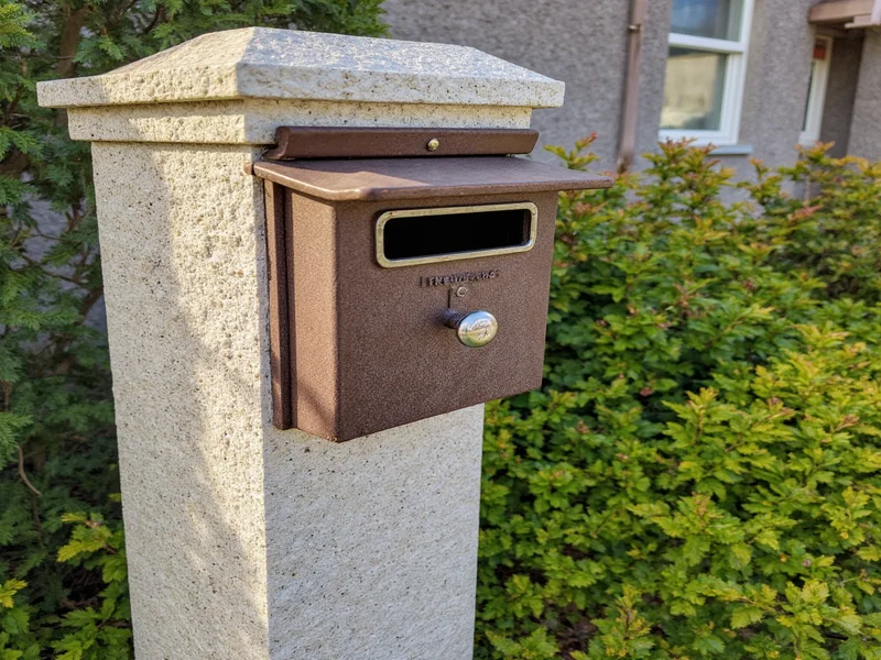 Weatherproofing techniques for DIY letterboxes