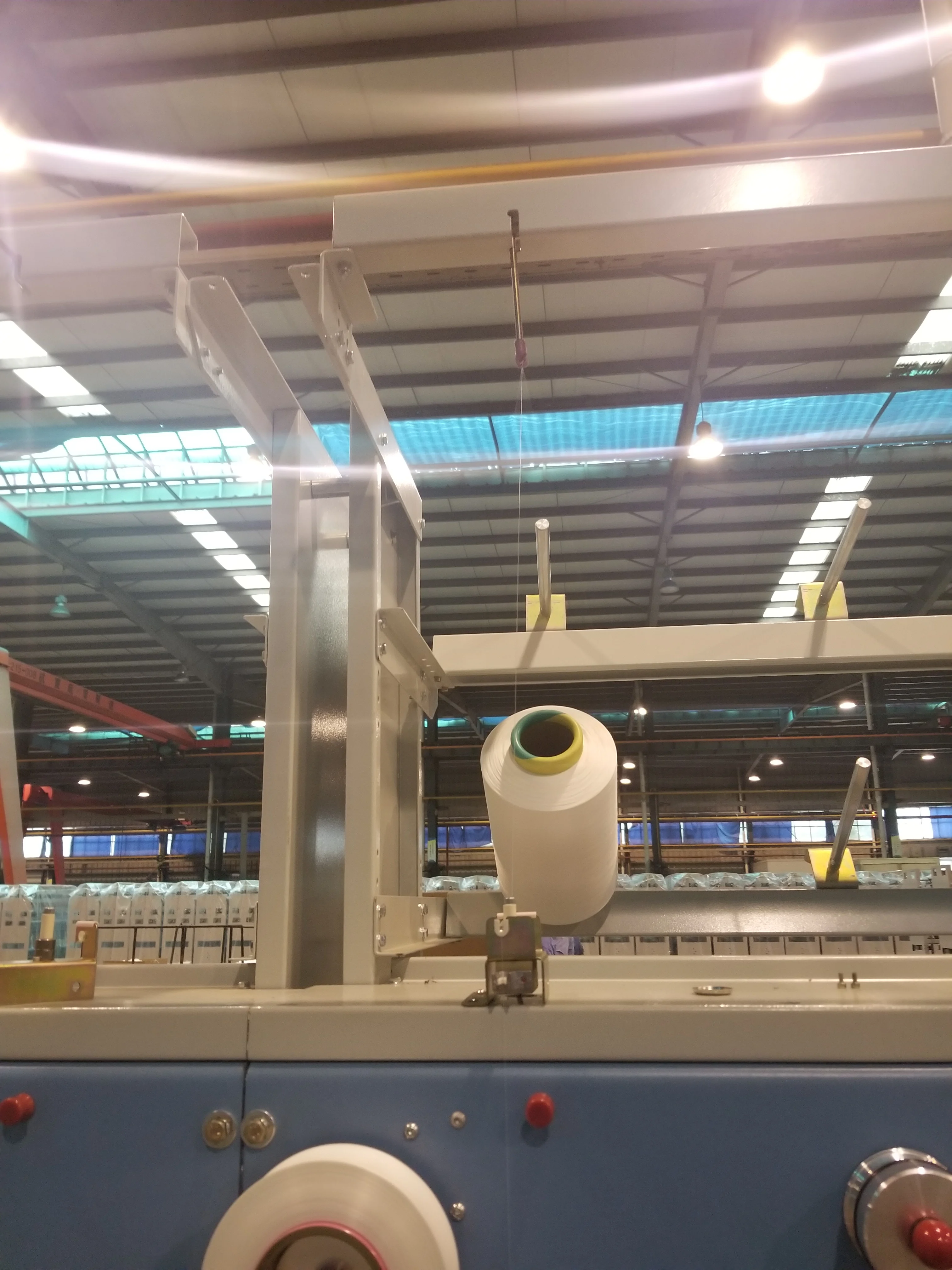 
High speed air covering machine for spandex yarn make covering with computer system 