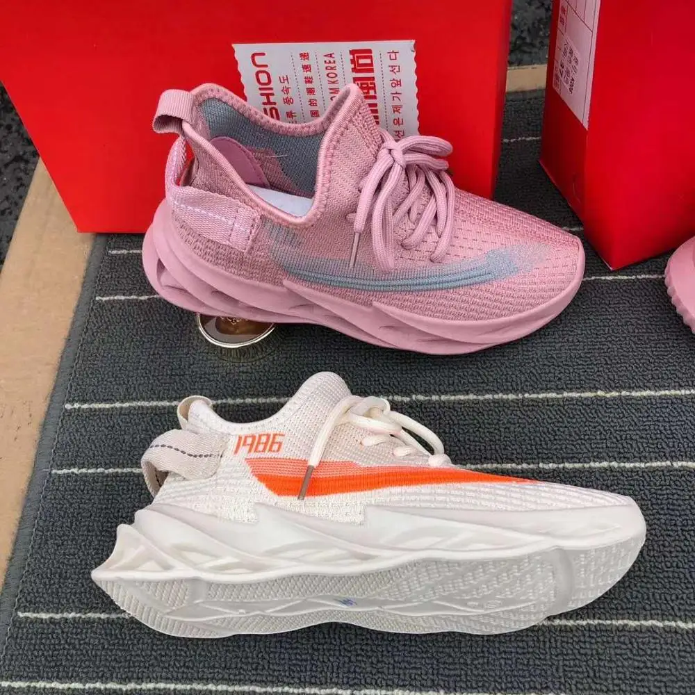 

2020 Custom Manufacturer cheaper and good quality Sneakers Fashion sports Shoes Women
