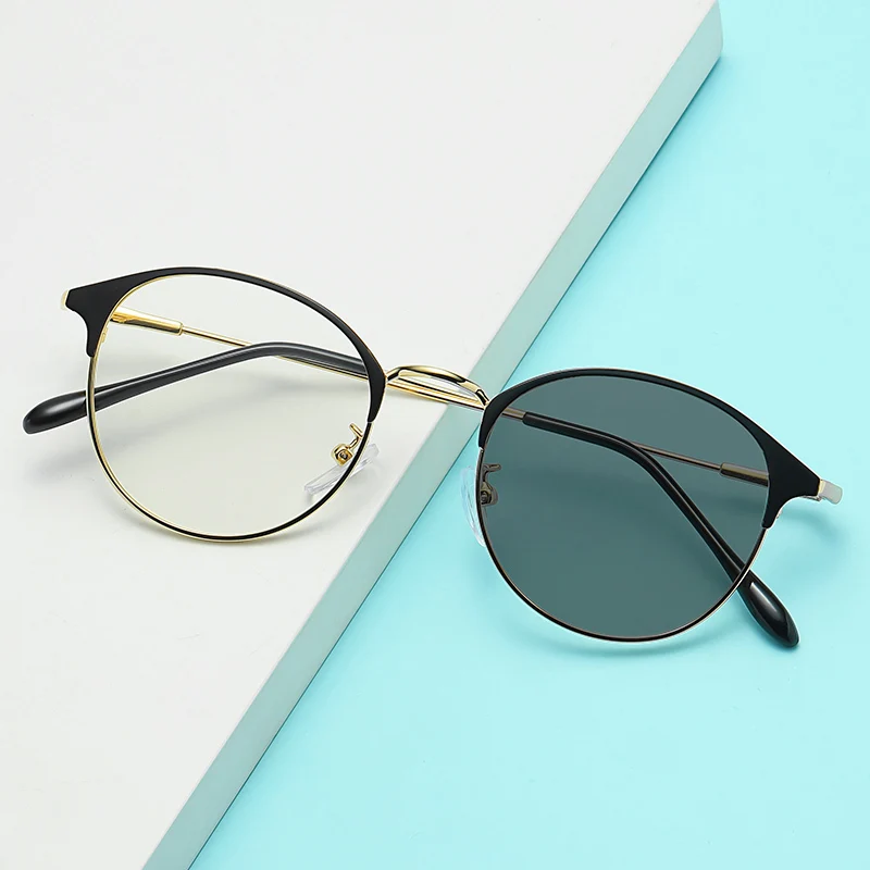 

Hot Sale Cheap Round Shape Vintage Photochromic Glasses Anti Blue Light Blocking Glasses Color Changing Eyeglasses Photocromic